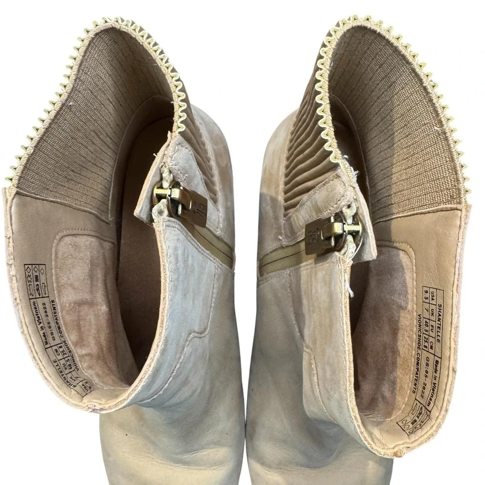 Vionic Shantelle Booties Womens Size 9.5 Beige‎ Leather Waterproof Ankle Zip